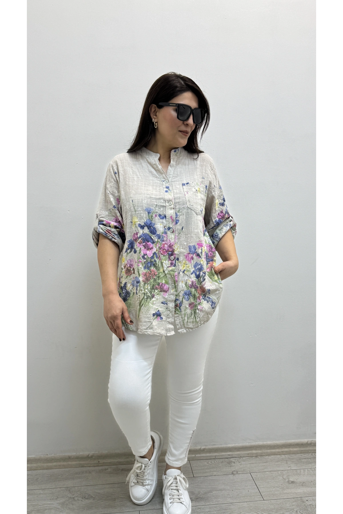 Çiçek Desenli Bej Renk ithal Gömlek