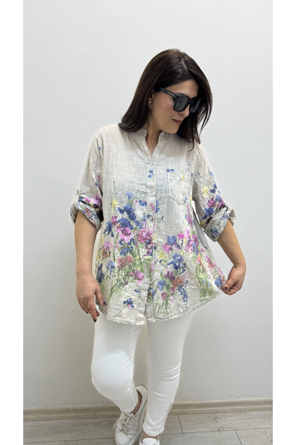 Çiçek Desenli Bej Renk ithal Gömlek