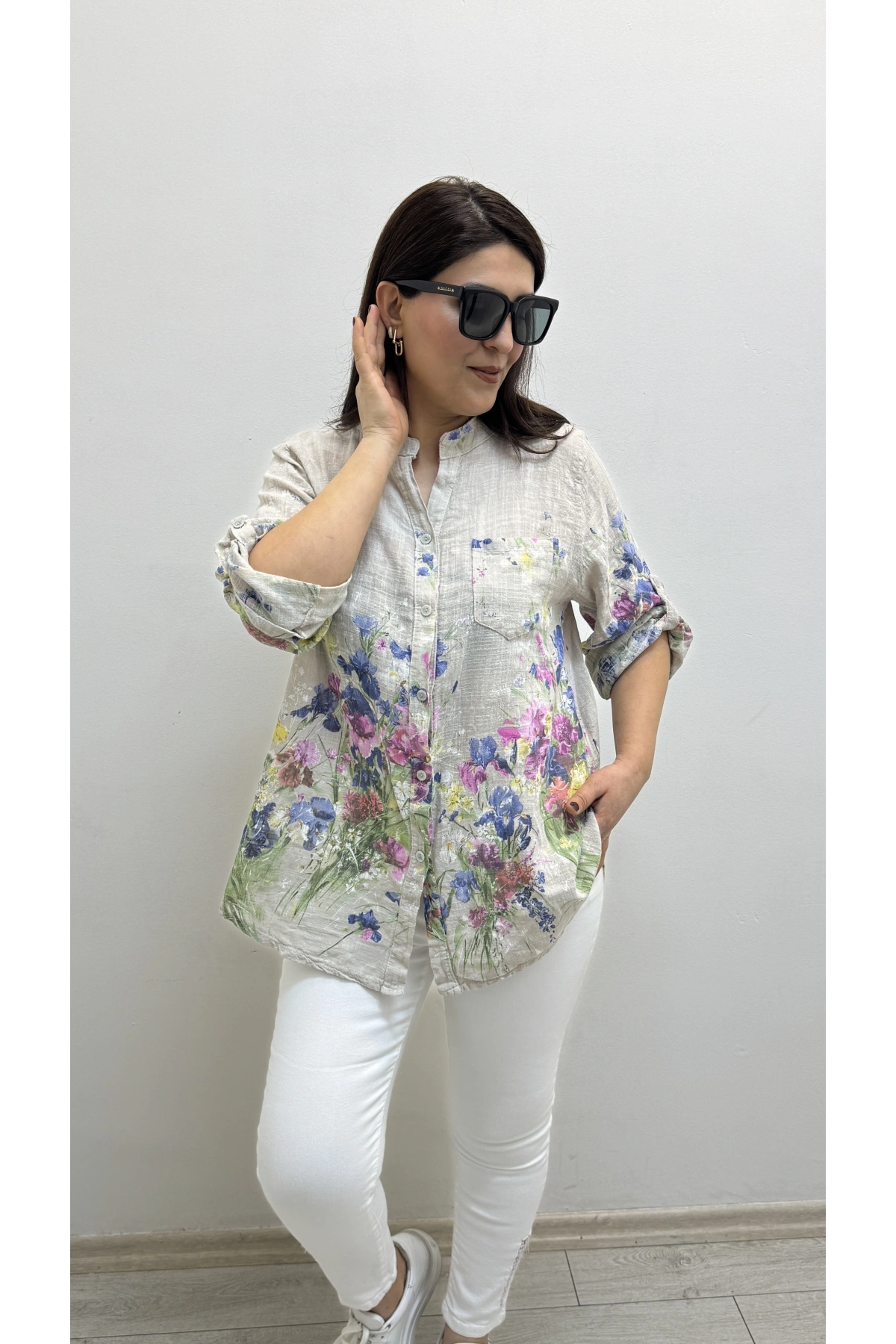 Çiçek Desenli Bej Renk ithal Gömlek