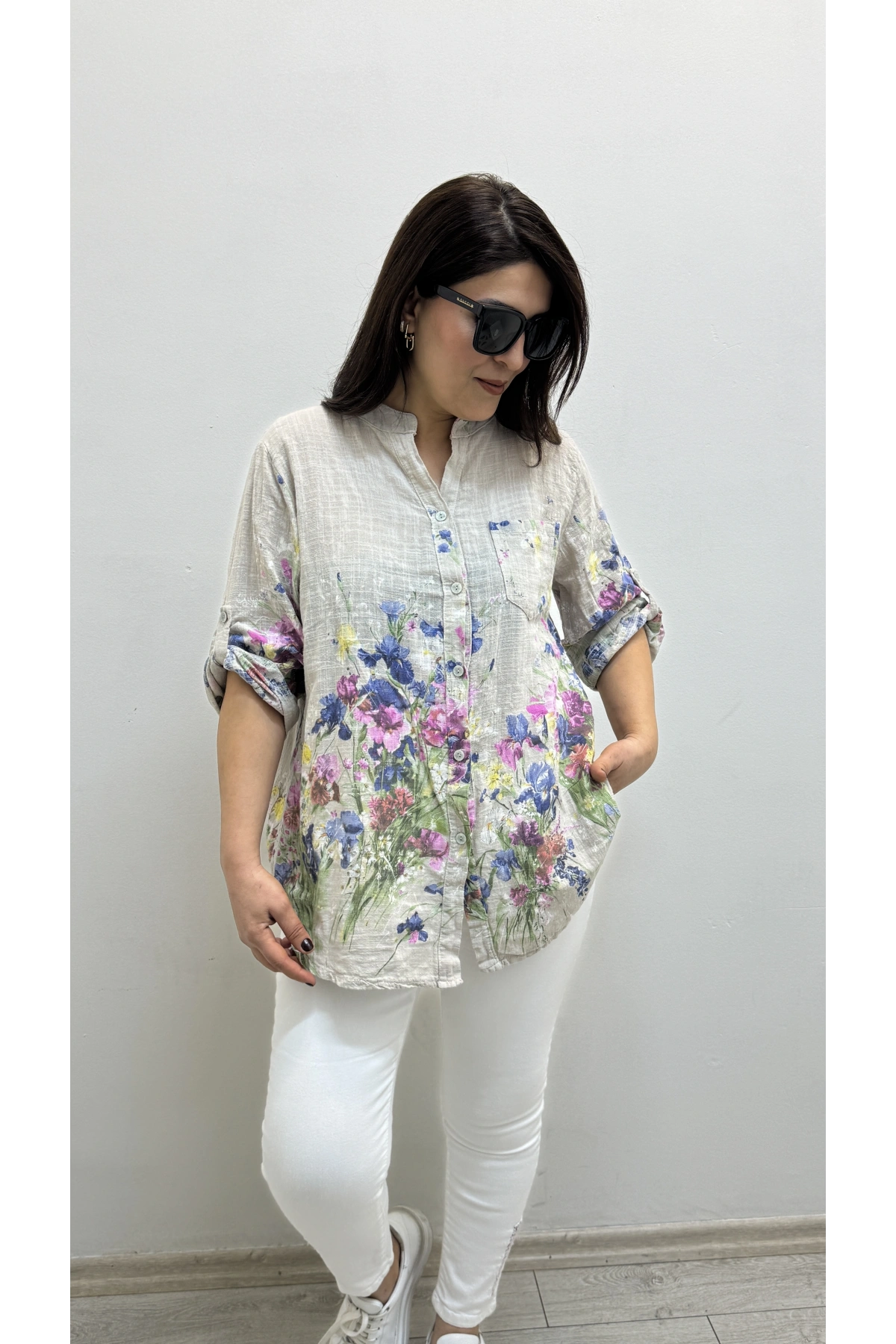 Çiçek Desenli Bej Renk ithal Gömlek