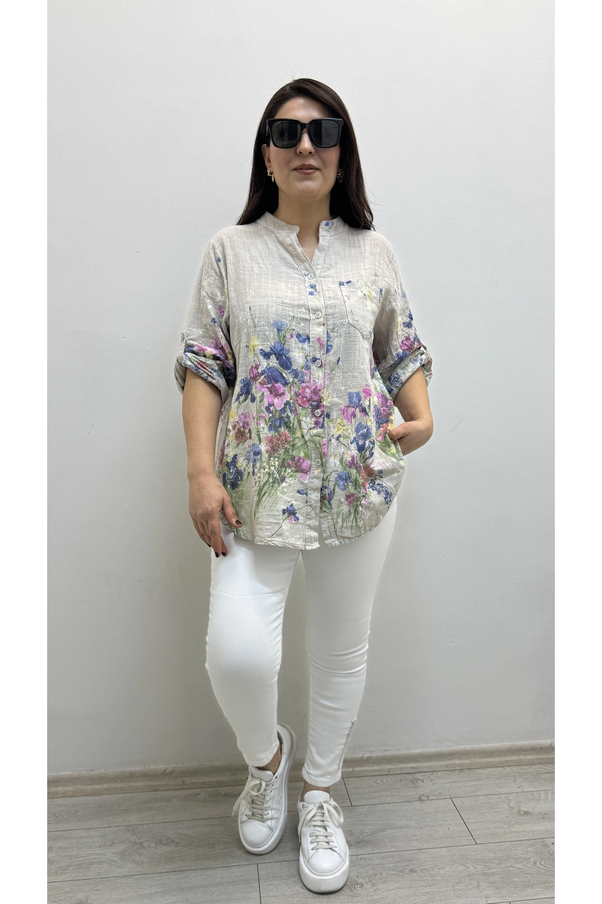 Çiçek Desenli Bej Renk ithal Gömlek