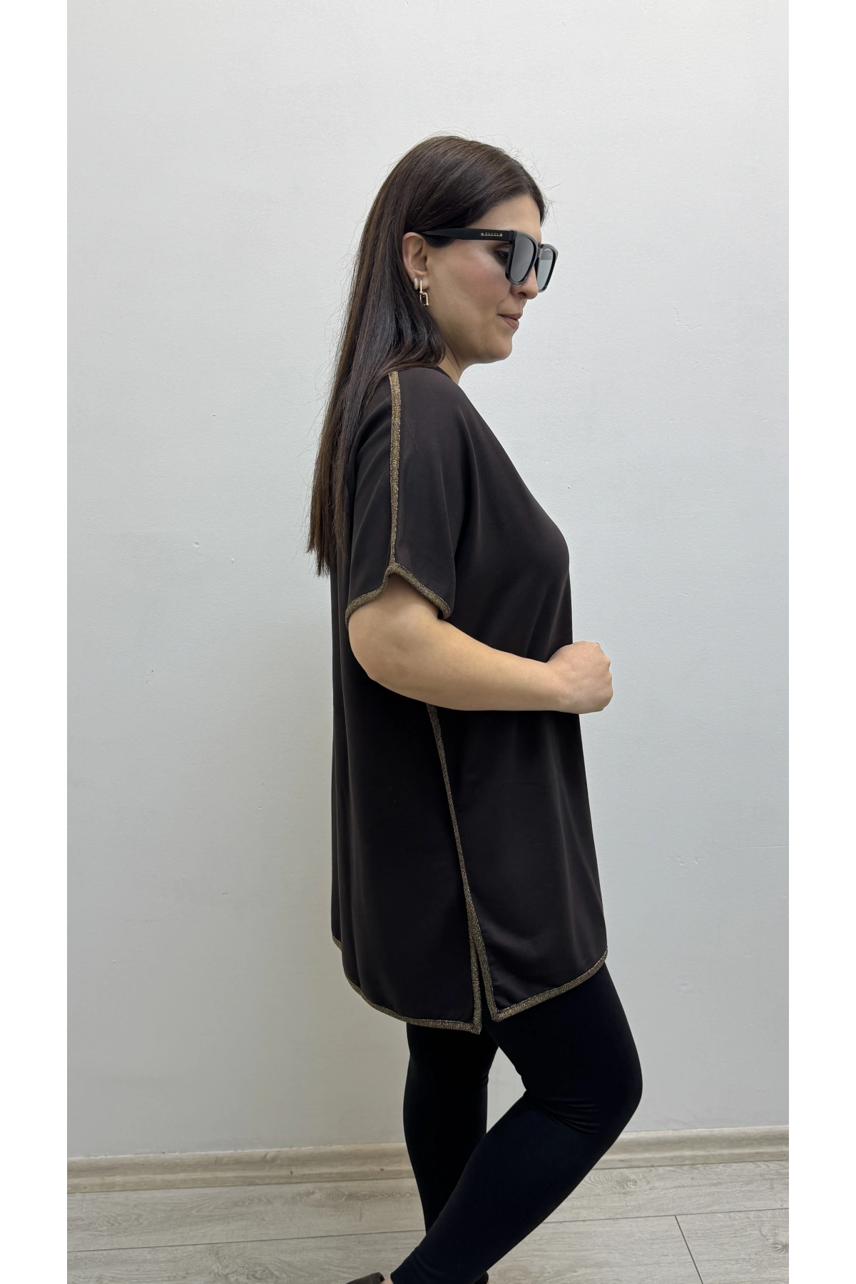 Asimetrik Kesim Sim Şeritli Kahverengi Bluz