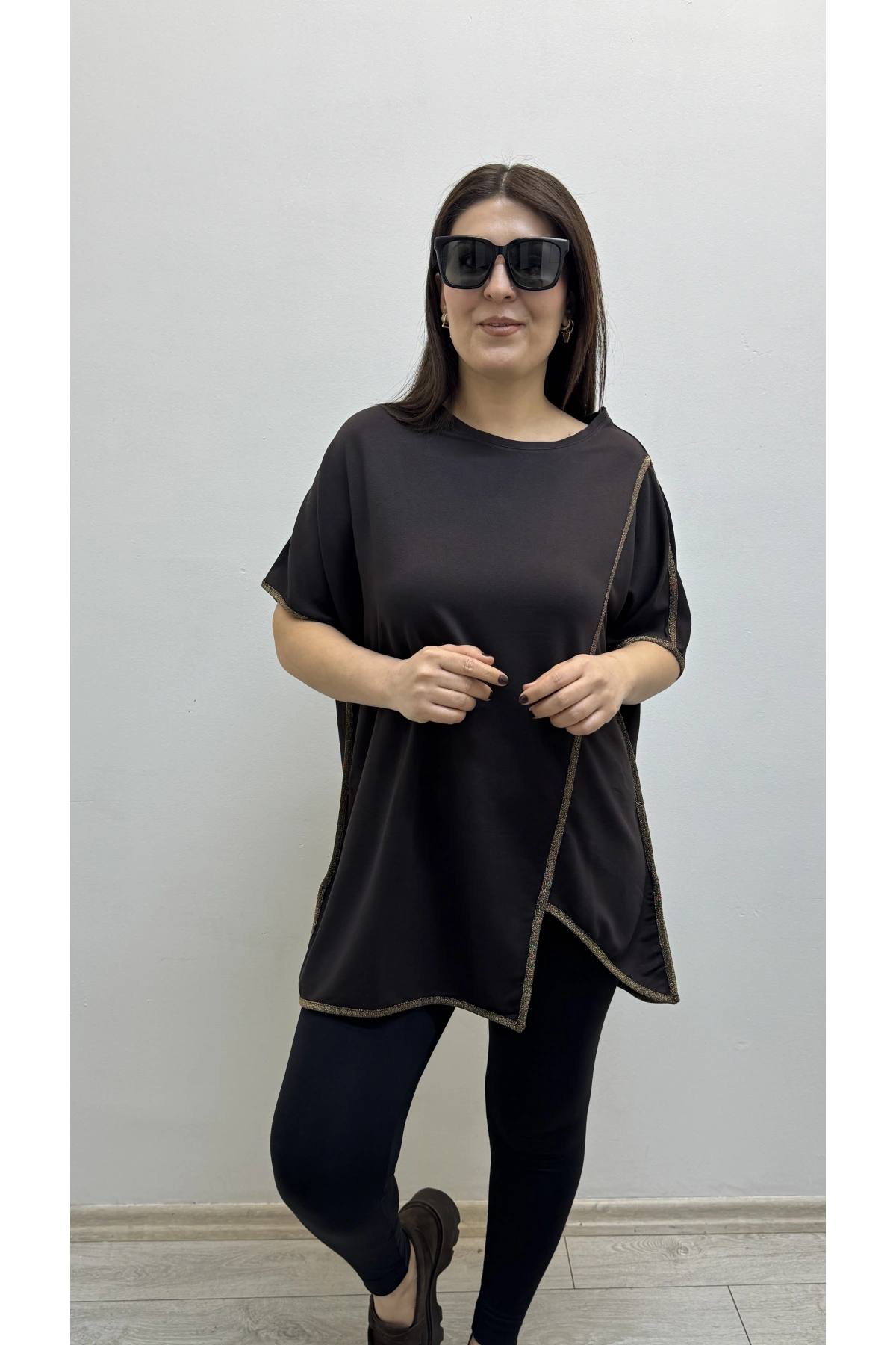 Asimetrik Kesim Sim Şeritli Kahverengi Bluz