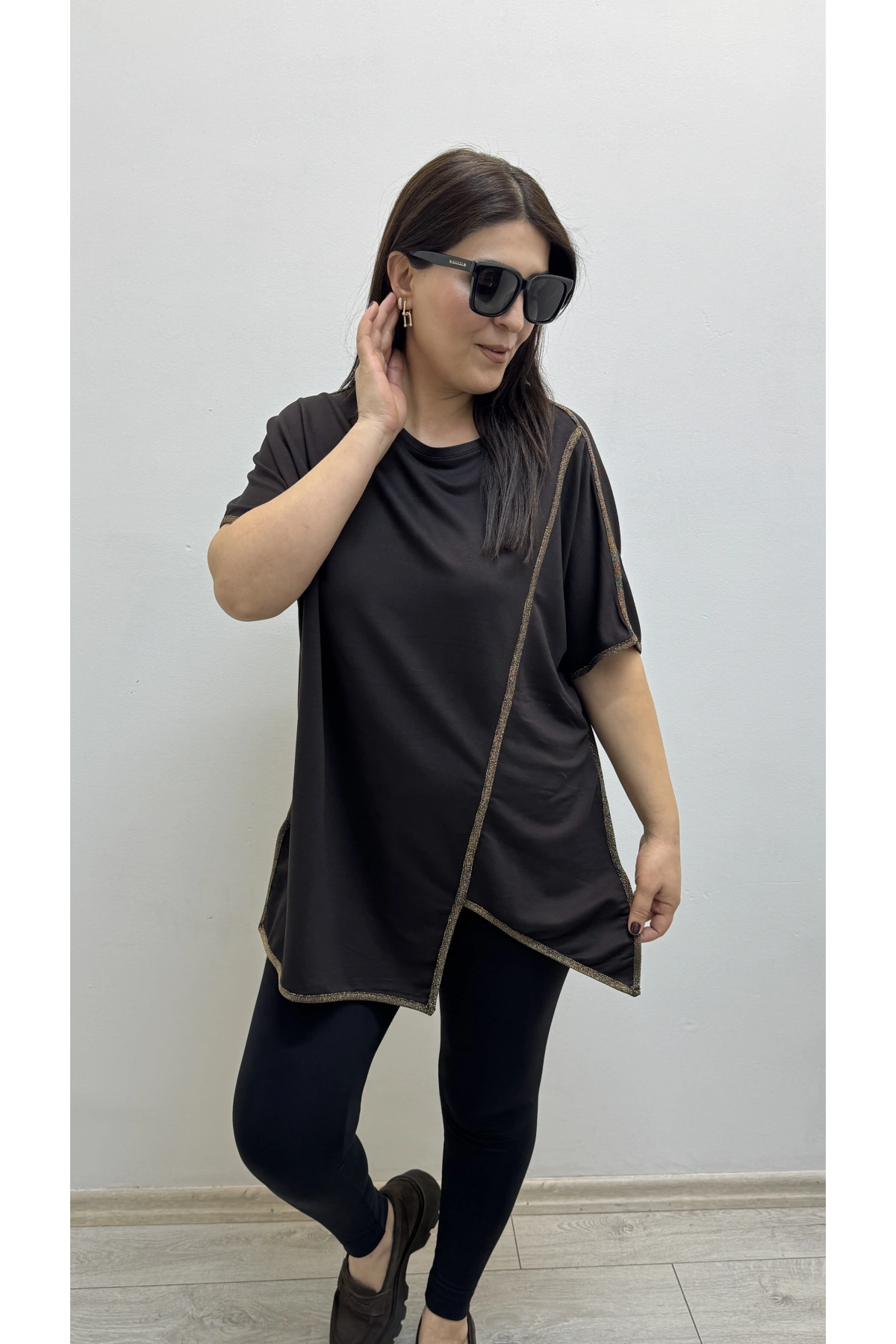 Asimetrik Kesim Sim Şeritli Kahverengi Bluz