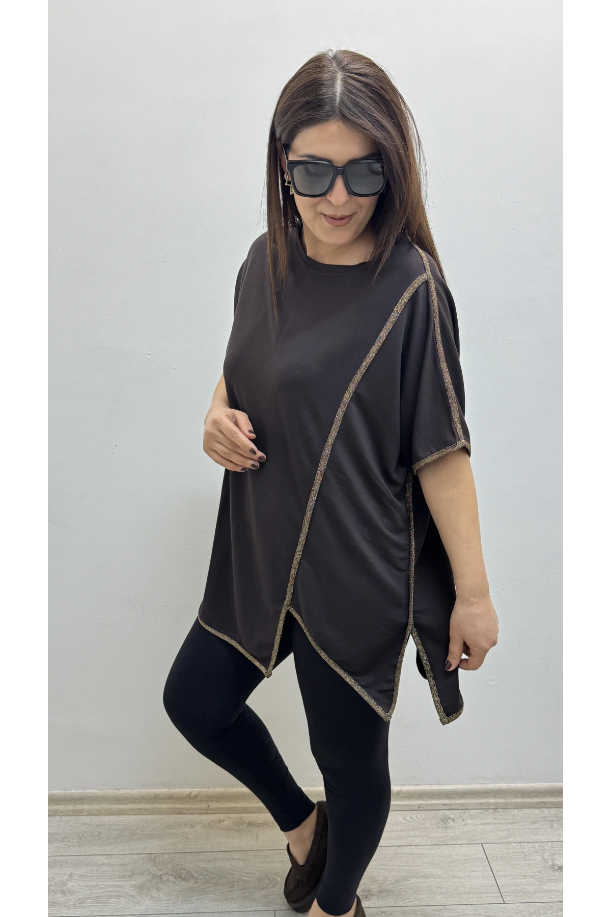 Asimetrik Kesim Sim Şeritli Kahverengi Bluz