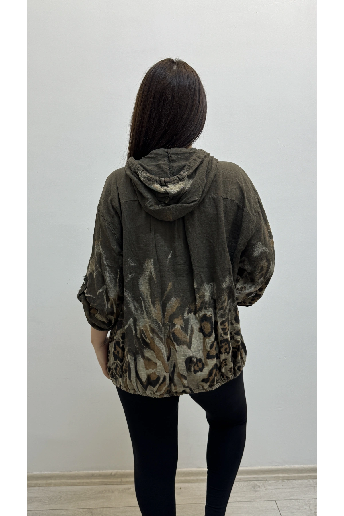 Leopar Desenli Fermuarlı Kahverengi İthal Gömlek