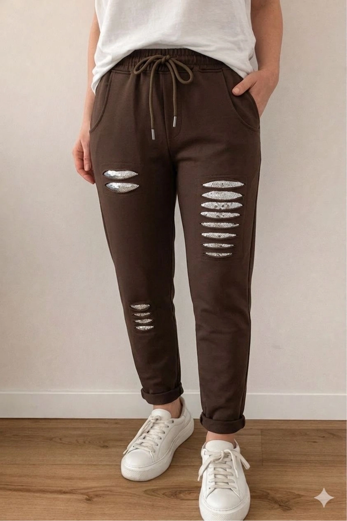 Pul Payet Desenli Kahverengi Eşofman