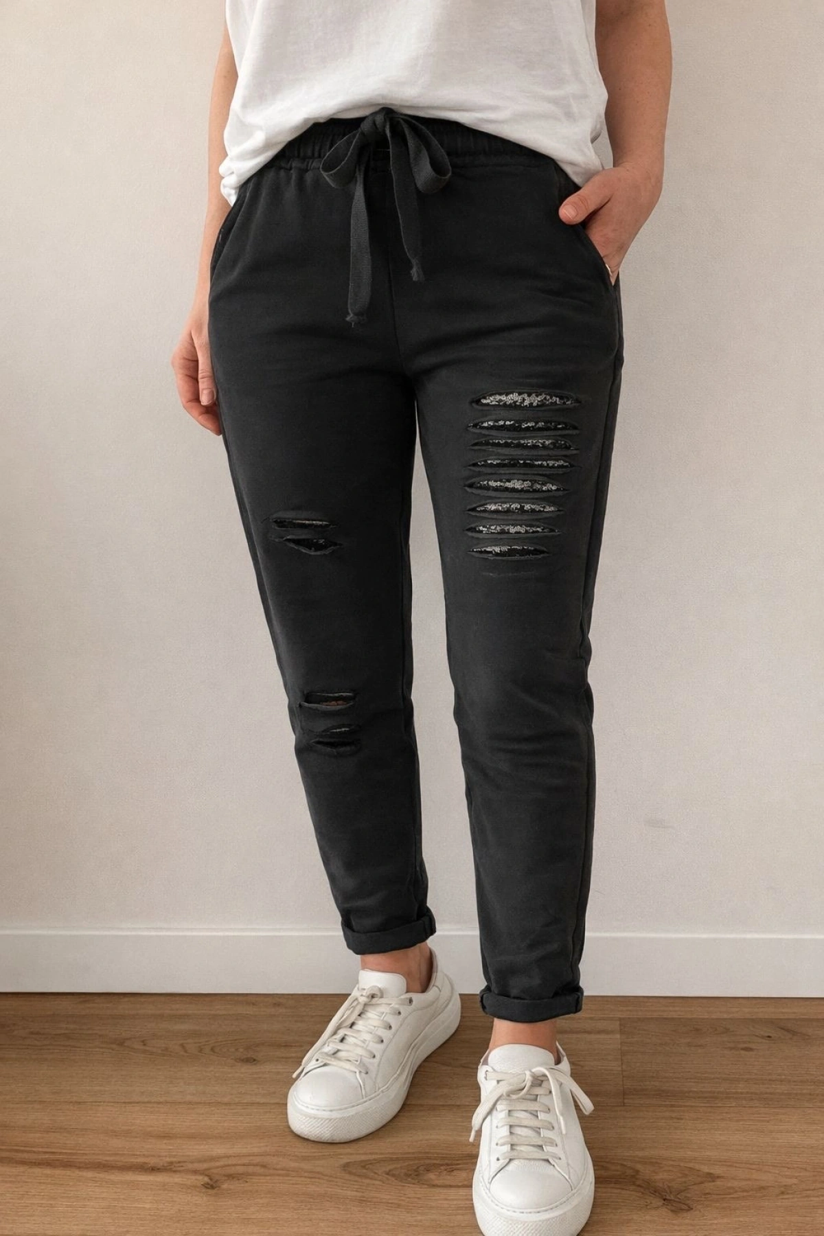 Pul Payet Desenli Siyah Eşofman