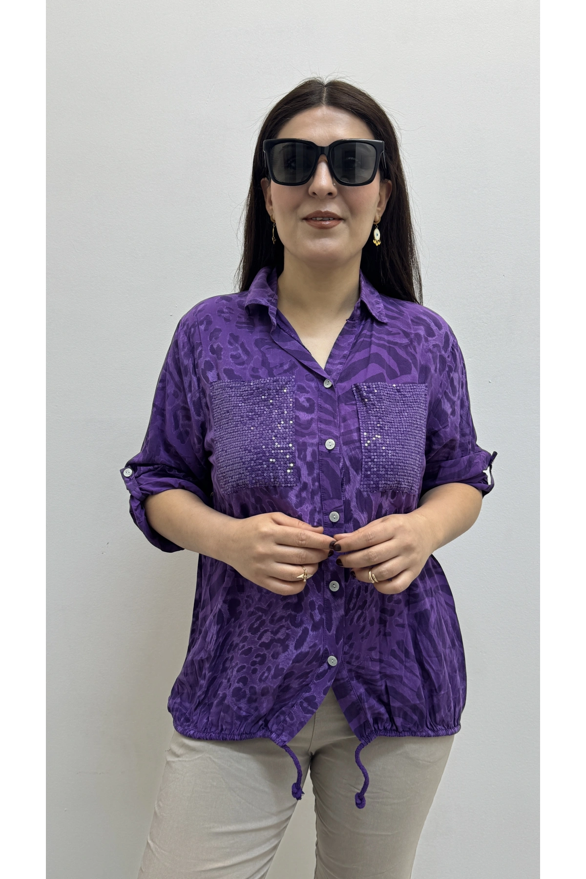 Etek Ucu Bağlamalı Payetli Leopar Desenli Mor İthal Gömlek