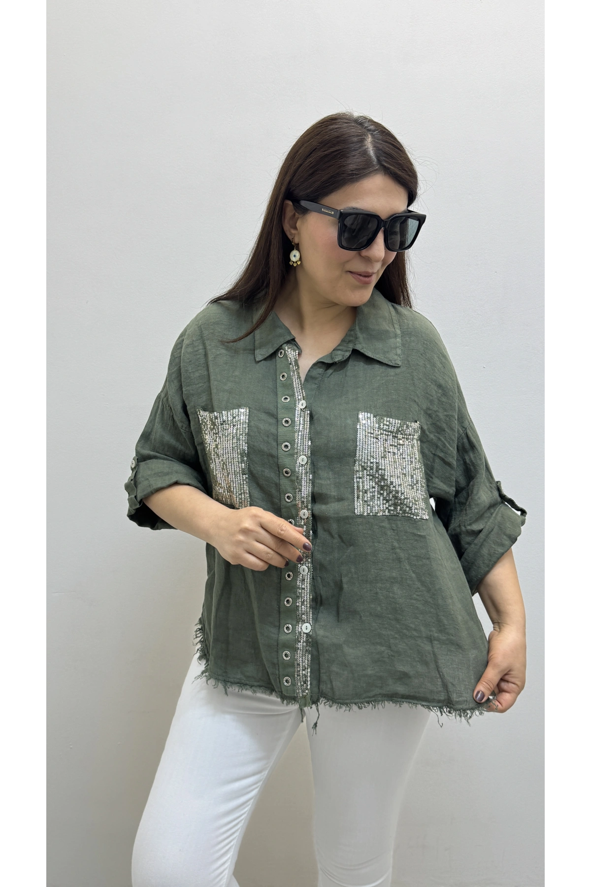 Yakalı Dirsek Kol Pul Payet İşlemeli Haki Yeşil İthal Keten Gömlek