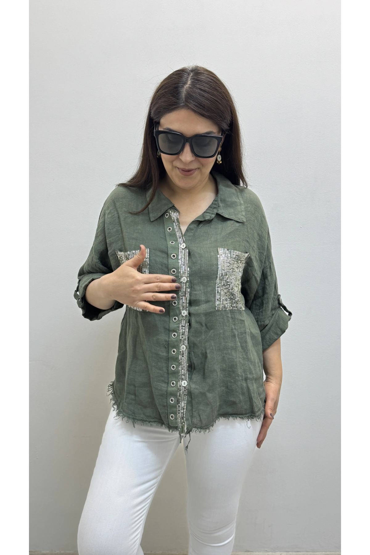 Yakalı Dirsek Kol Pul Payet İşlemeli Haki Yeşil İthal Keten Gömlek