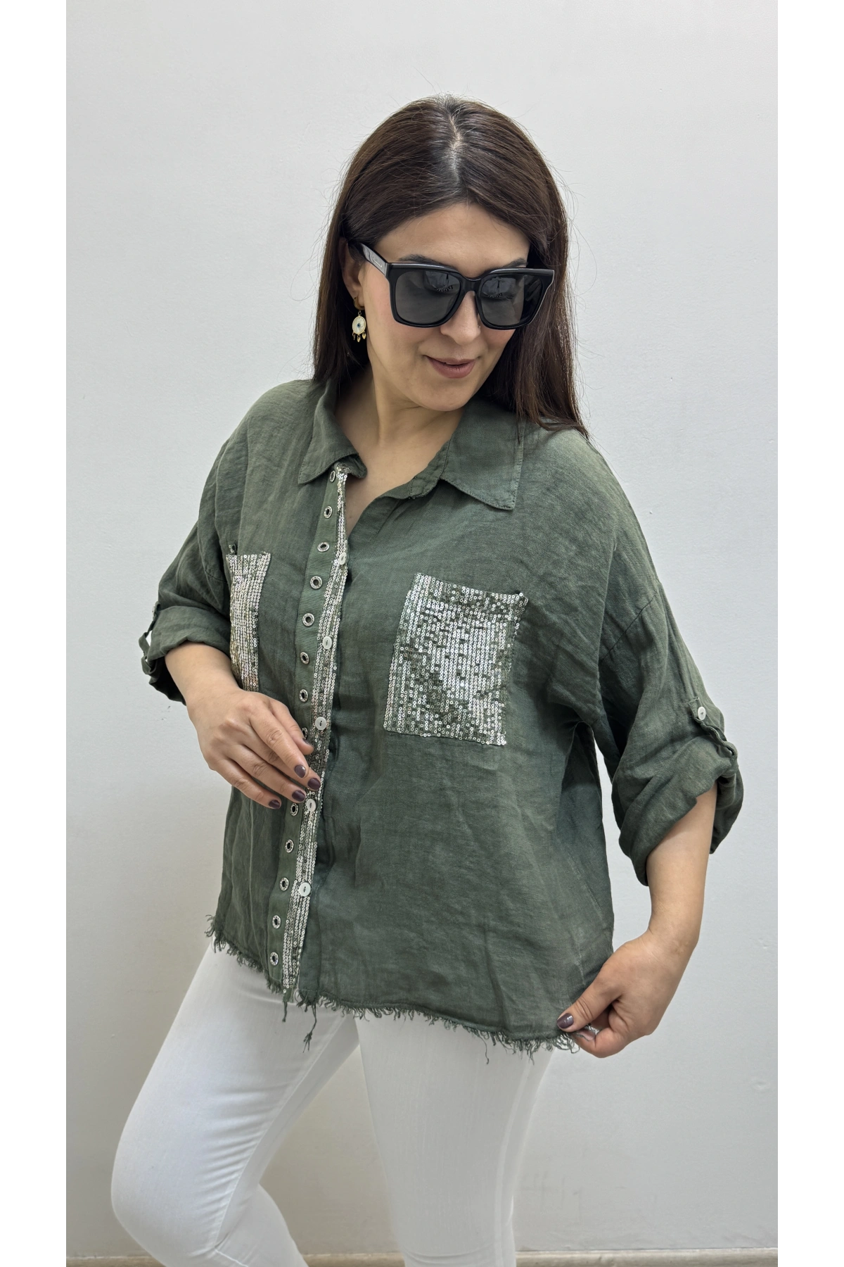 Yakalı Dirsek Kol Pul Payet İşlemeli Haki Yeşil İthal Keten Gömlek