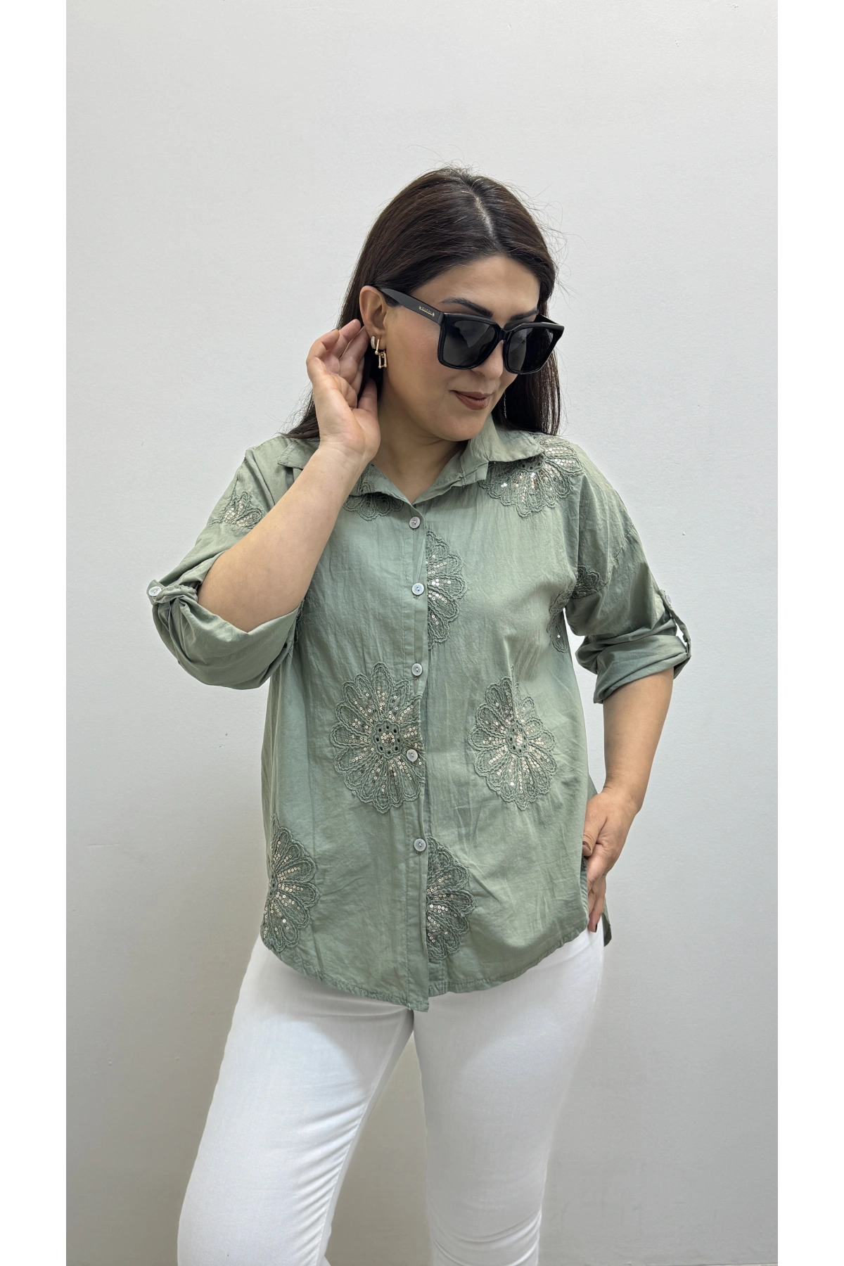 Nakışlı Pul Payet İşlemeli Haki Yeşil İthal Gömlek