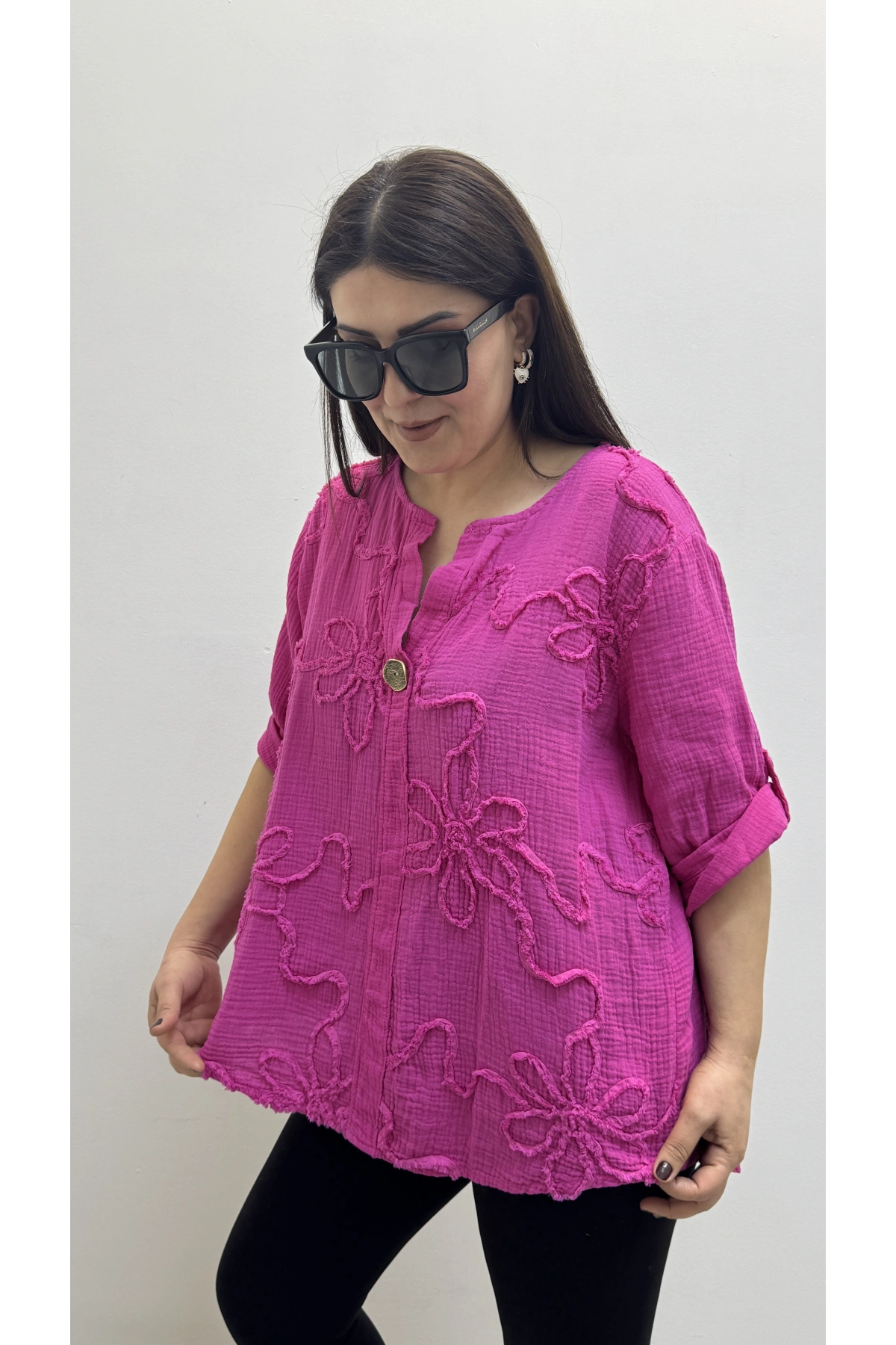 Kabartma Desenli Pembe Renk Müslin Bluz