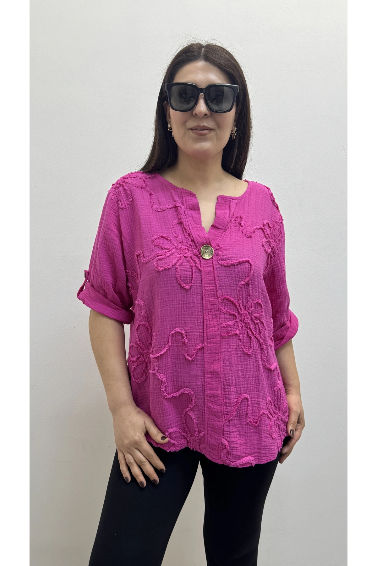 Kabartma Desenli Pembe Renk Müslin Bluz