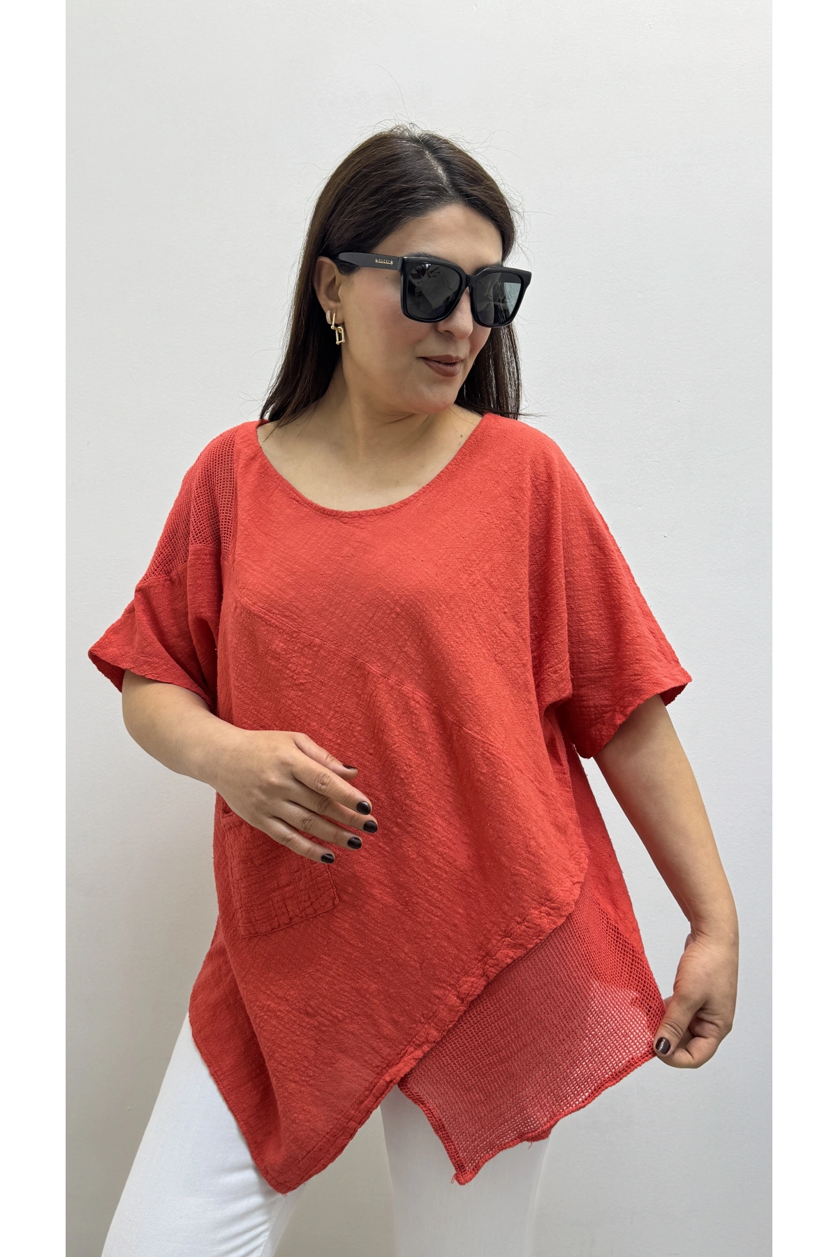 Asimetrik Kesim Narçiçeği Rengi Pamuklu Bluz