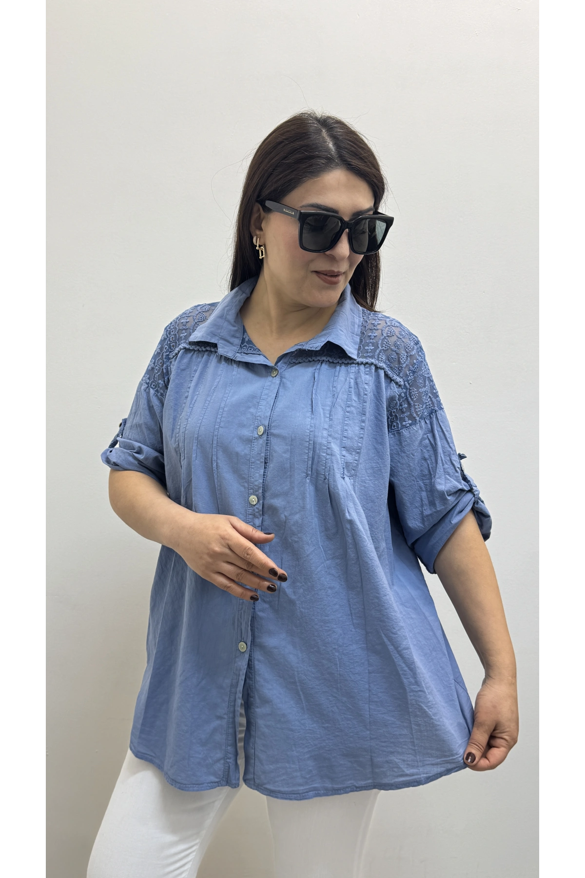 Omuz Tül Ve Dantel Detaylı Pile Dikişli Mavi İthal Gömlek