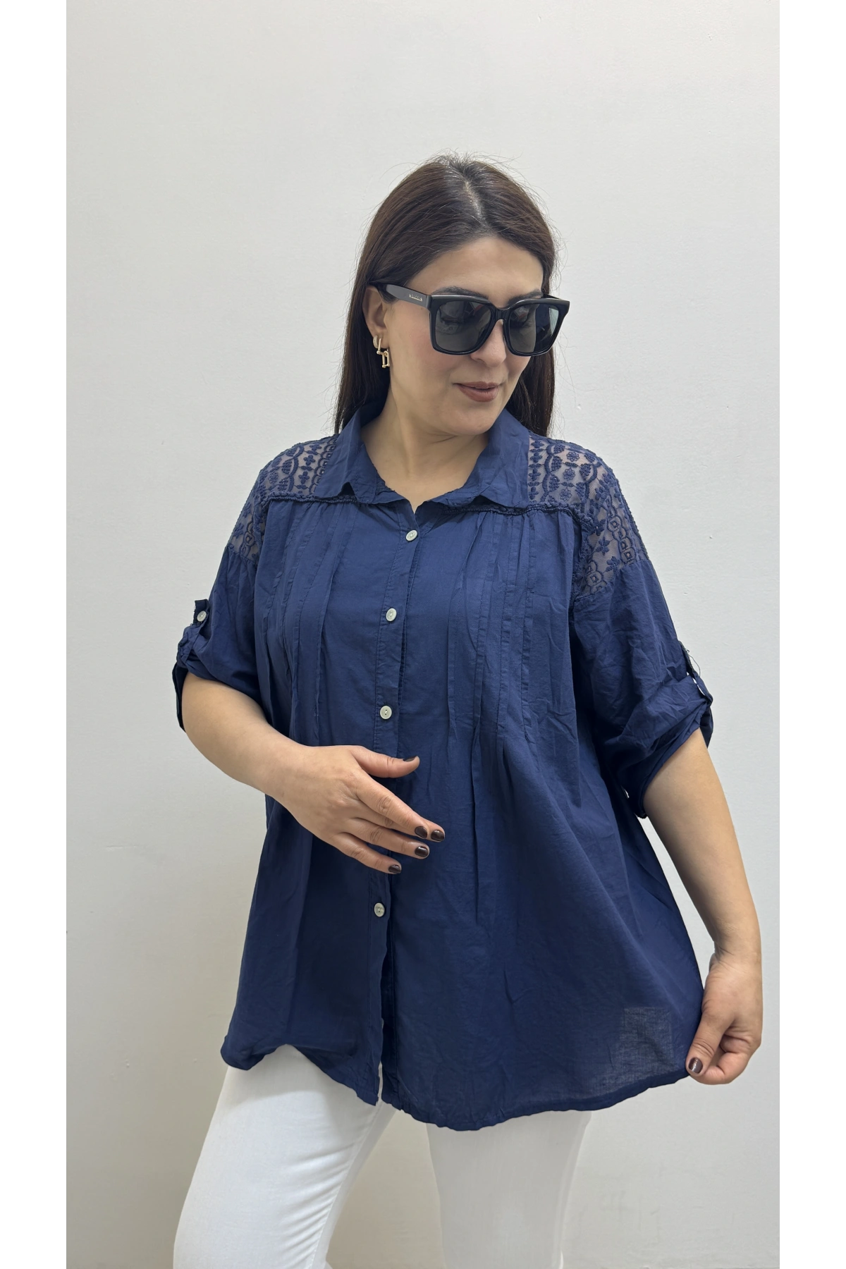 Omuz Tül Ve Dantel Detaylı Pile Dikişli Lacivert İthal Gömlek