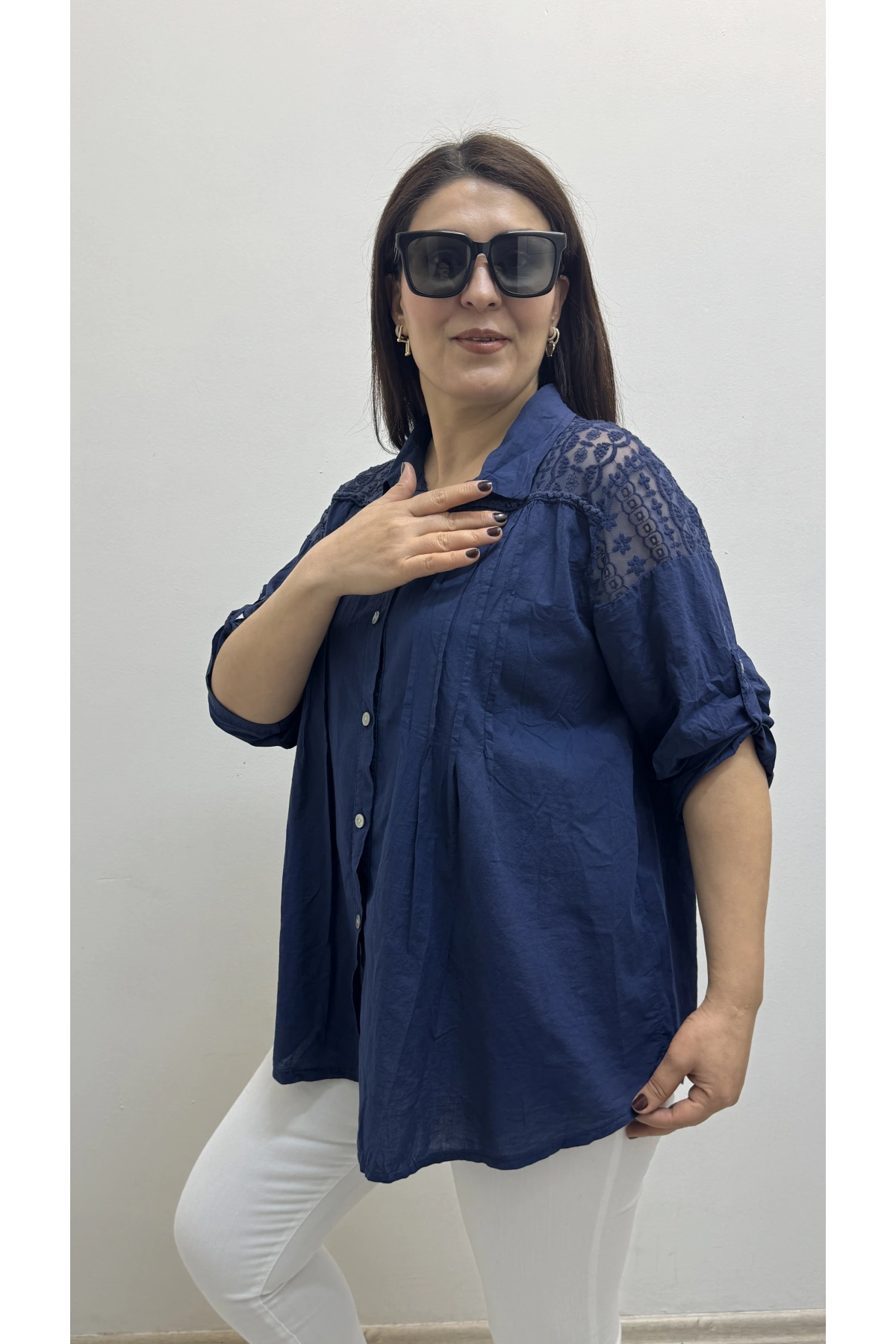 Omuz Tül Ve Dantel Detaylı Pile Dikişli Lacivert İthal Gömlek