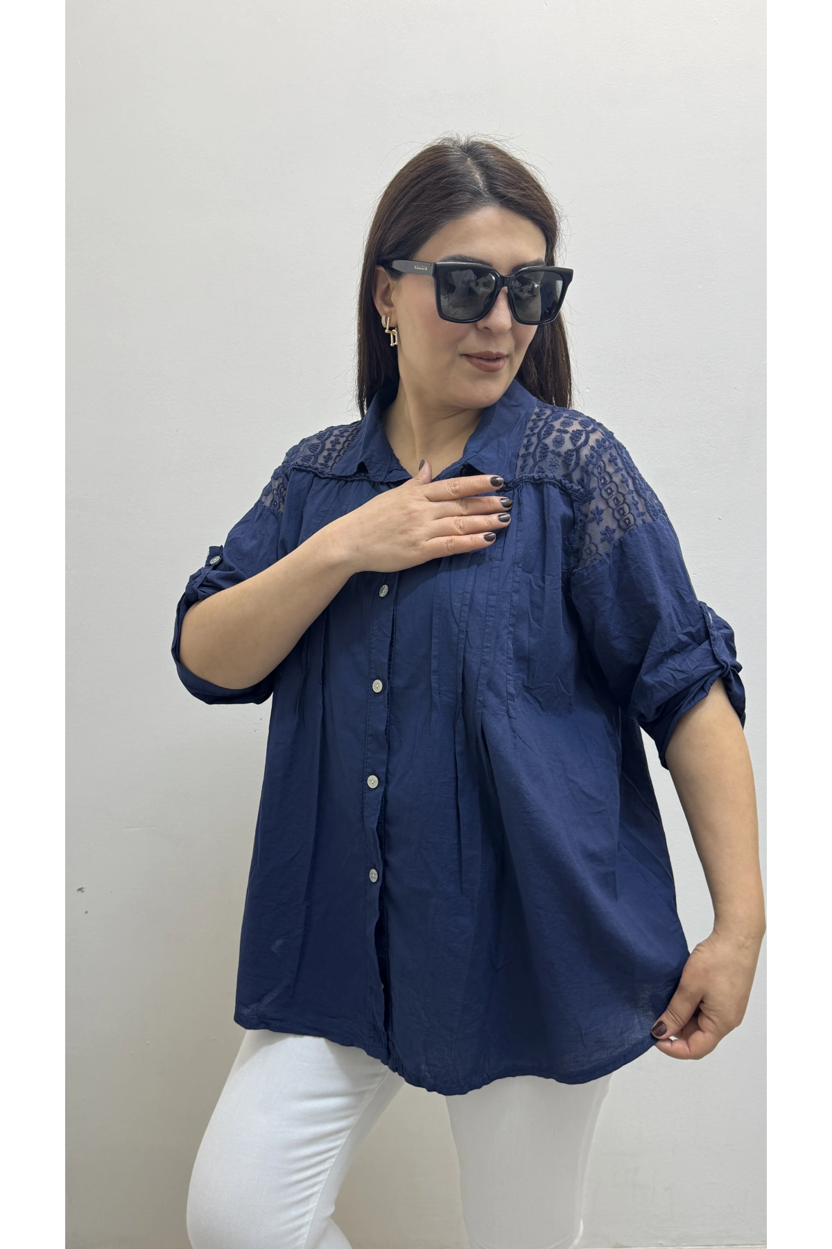 Omuz Tül Ve Dantel Detaylı Pile Dikişli Lacivert İthal Gömlek