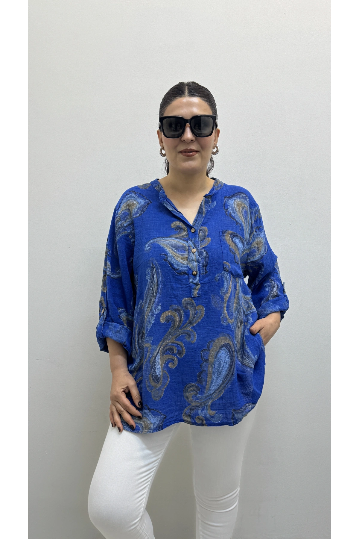 Yaprak Desenli Hakim Yaka Saks Mavi İthal Gömlek