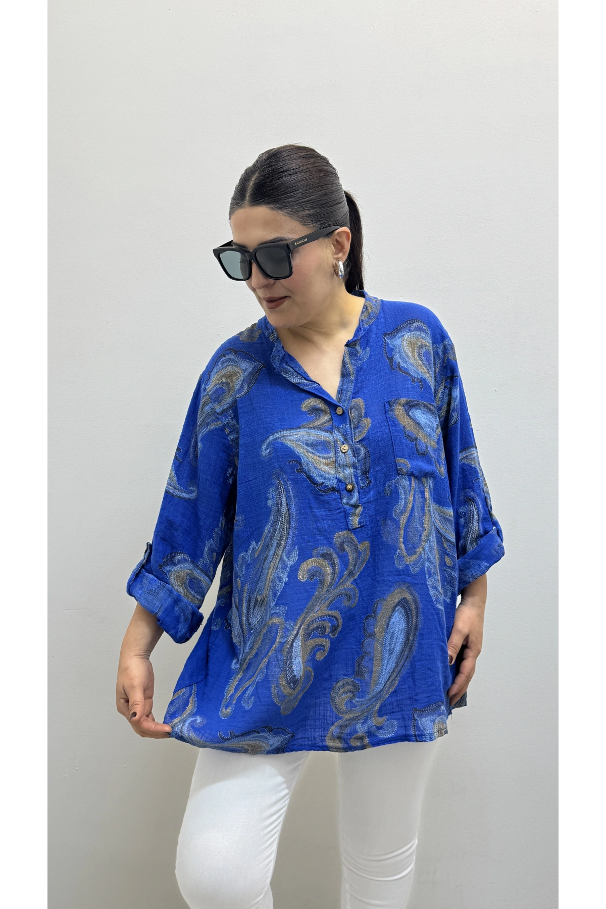 Yaprak Desenli Hakim Yaka Saks Mavi İthal Gömlek