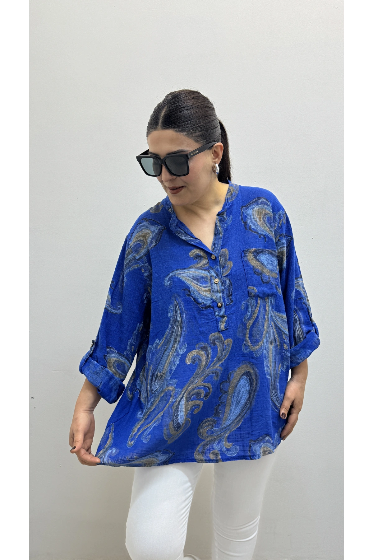 Yaprak Desenli Hakim Yaka Saks Mavi İthal Gömlek