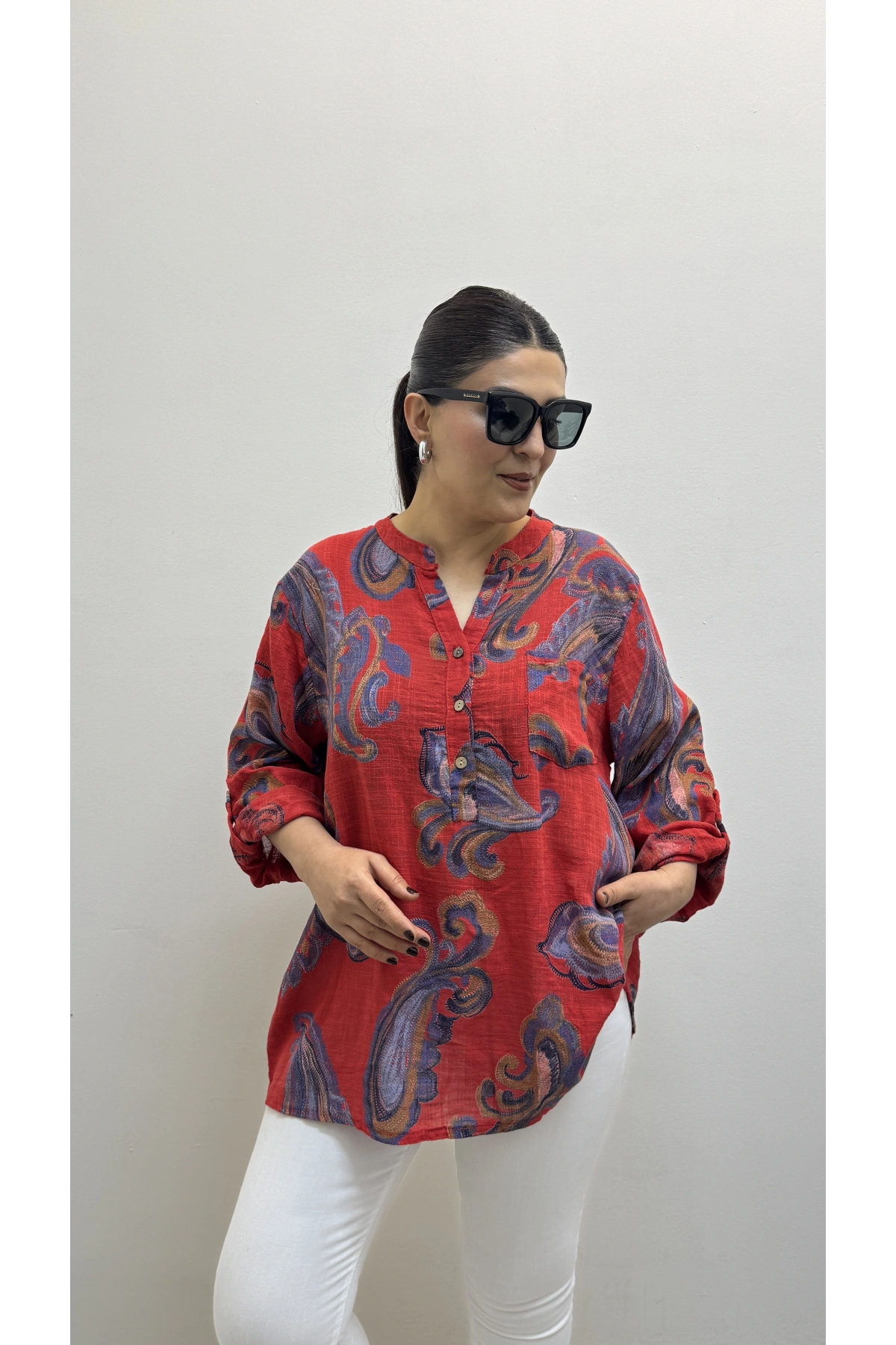 Yaprak Desenli Hakim Yaka Kırmızı İthal Gömlek