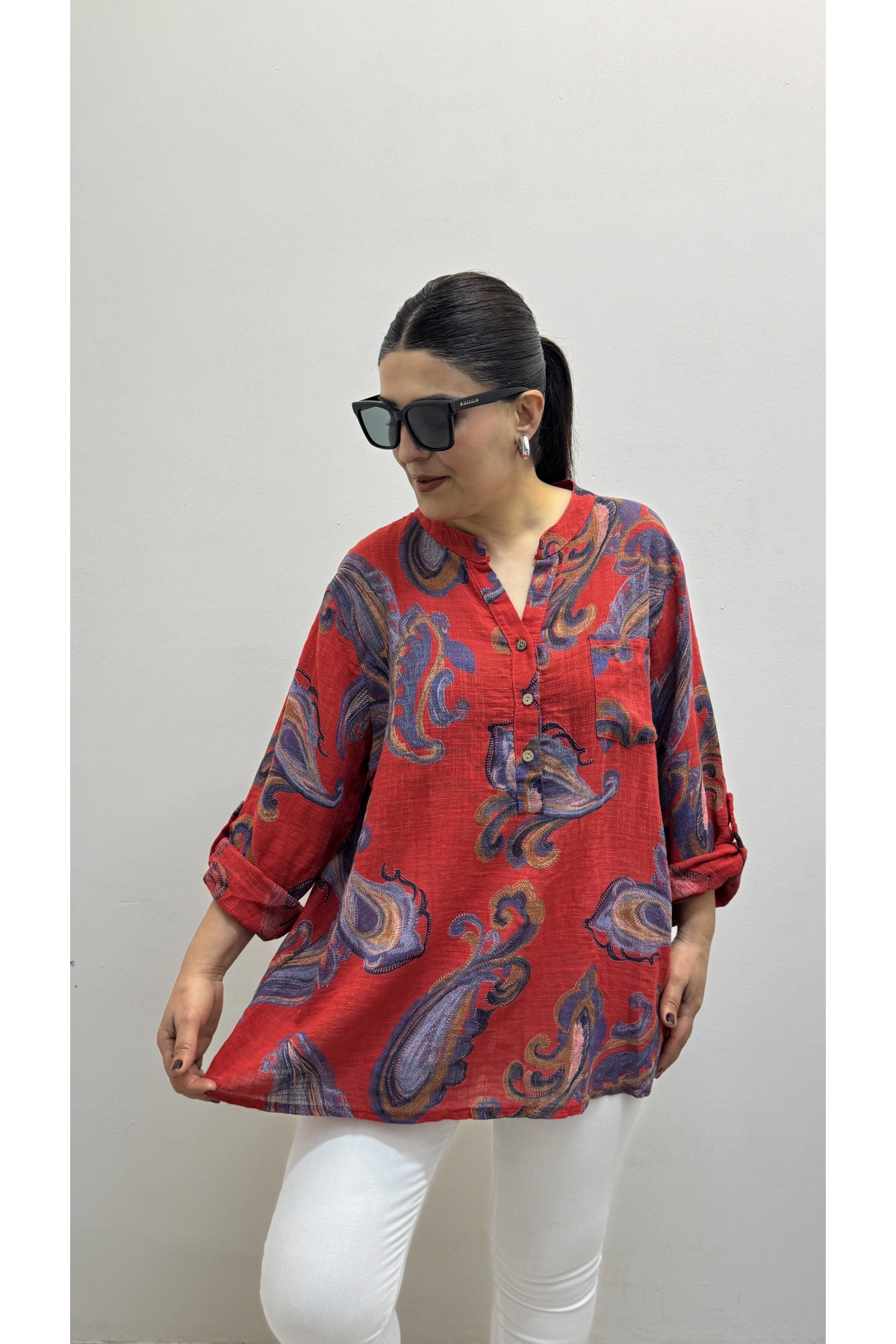 Yaprak Desenli Hakim Yaka Kırmızı İthal Gömlek