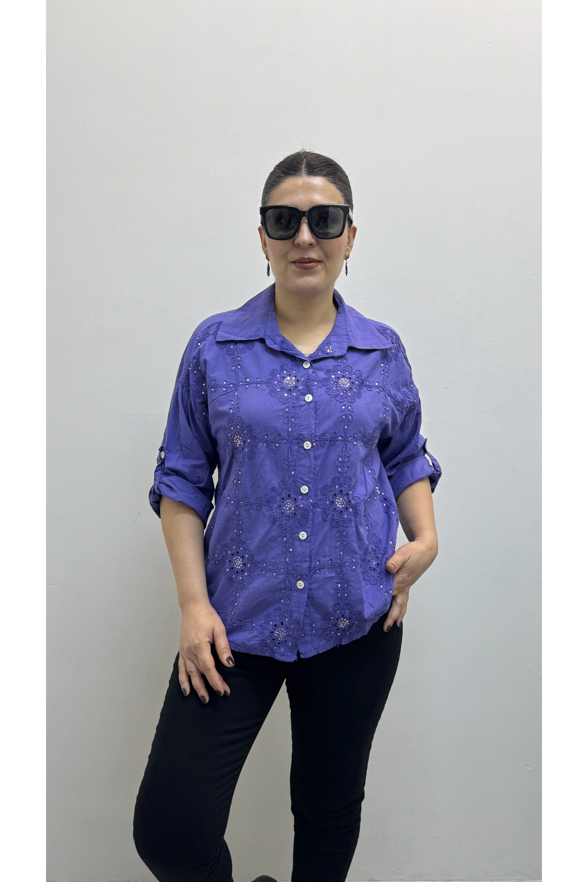 Nakış Ve Pul Payet İşlemeli Yakalı Mor Renk İthal Gömlek