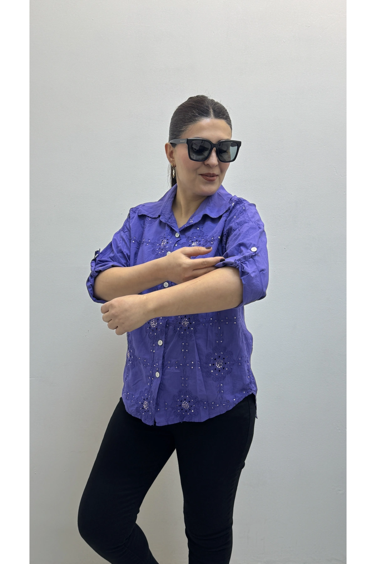 Nakış Ve Pul Payet İşlemeli Yakalı Mor Renk İthal Gömlek