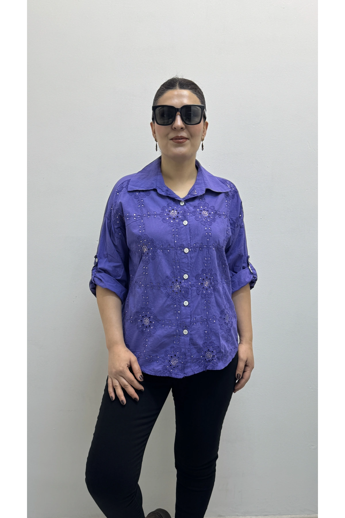 Nakış Ve Pul Payet İşlemeli Yakalı Mor Renk İthal Gömlek