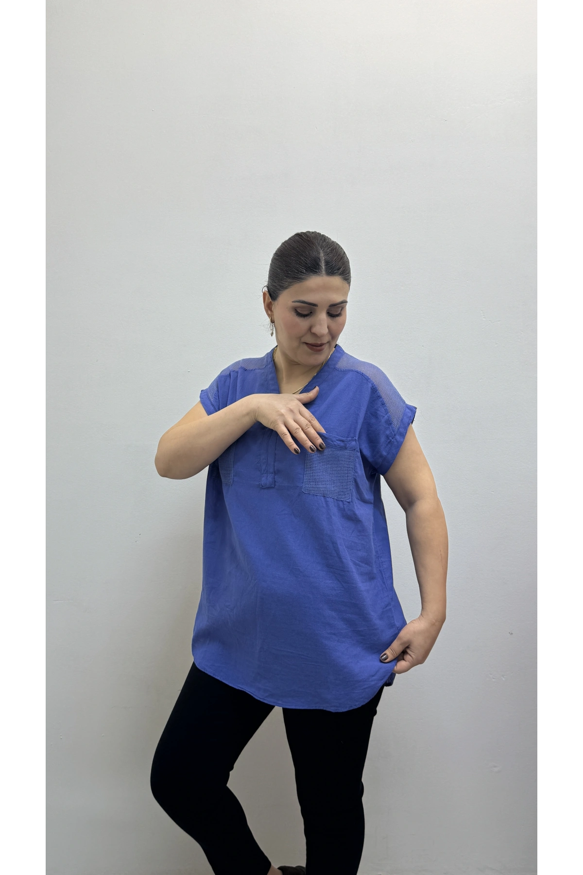 Omuz File Detaylı File Cepli Saks Mavi Pamuklu Bluz