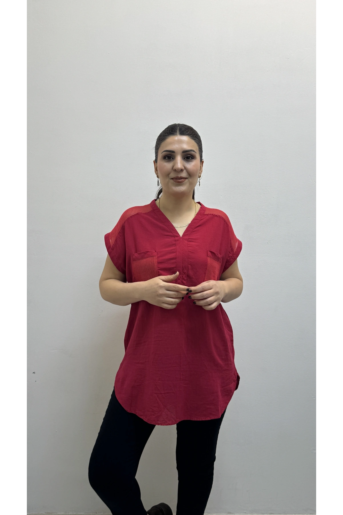 Omuz File Detaylı File Cepli Kırmızı Pamuklu Bluz