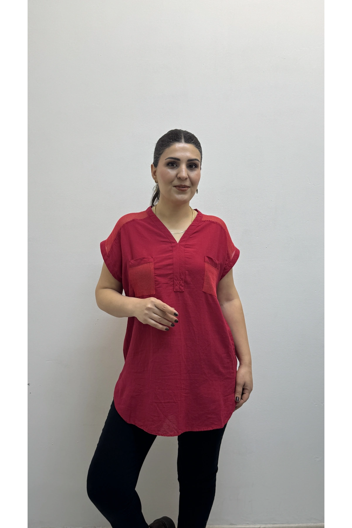Omuz File Detaylı File Cepli Kırmızı Pamuklu Bluz