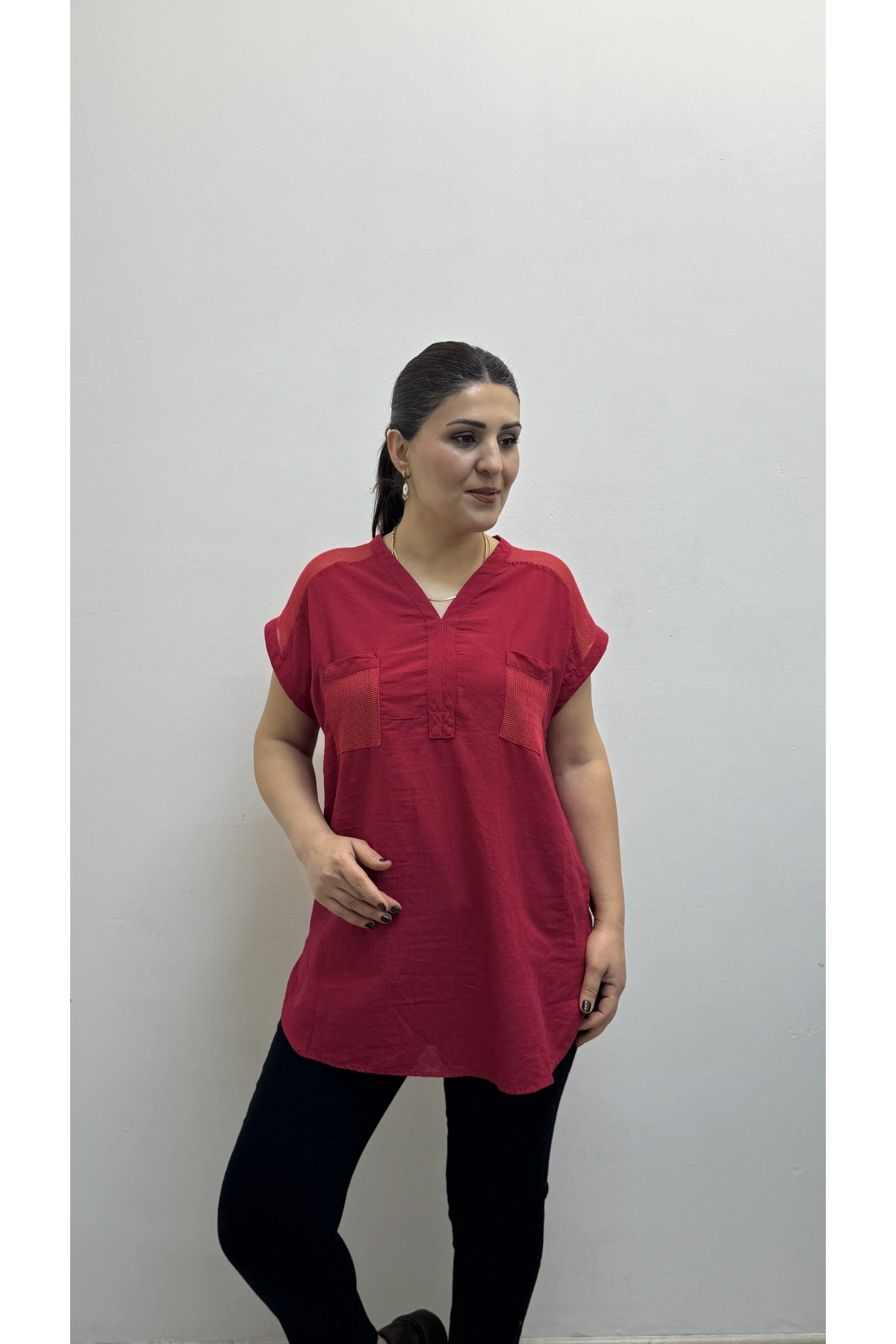 Omuz File Detaylı File Cepli Kırmızı Pamuklu Bluz