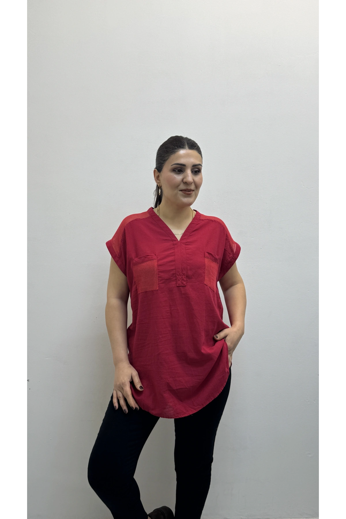 Omuz File Detaylı File Cepli Kırmızı Pamuklu Bluz