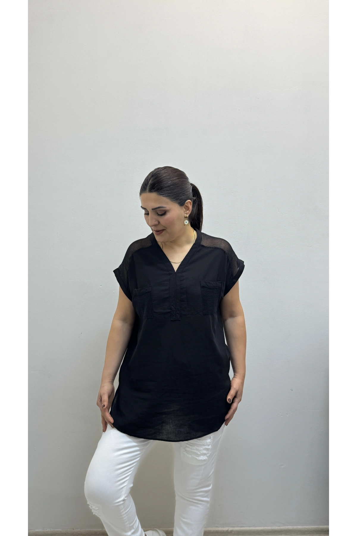 Omuz File Detaylı File Cepli Siyah Renk Pamuklu Bluz