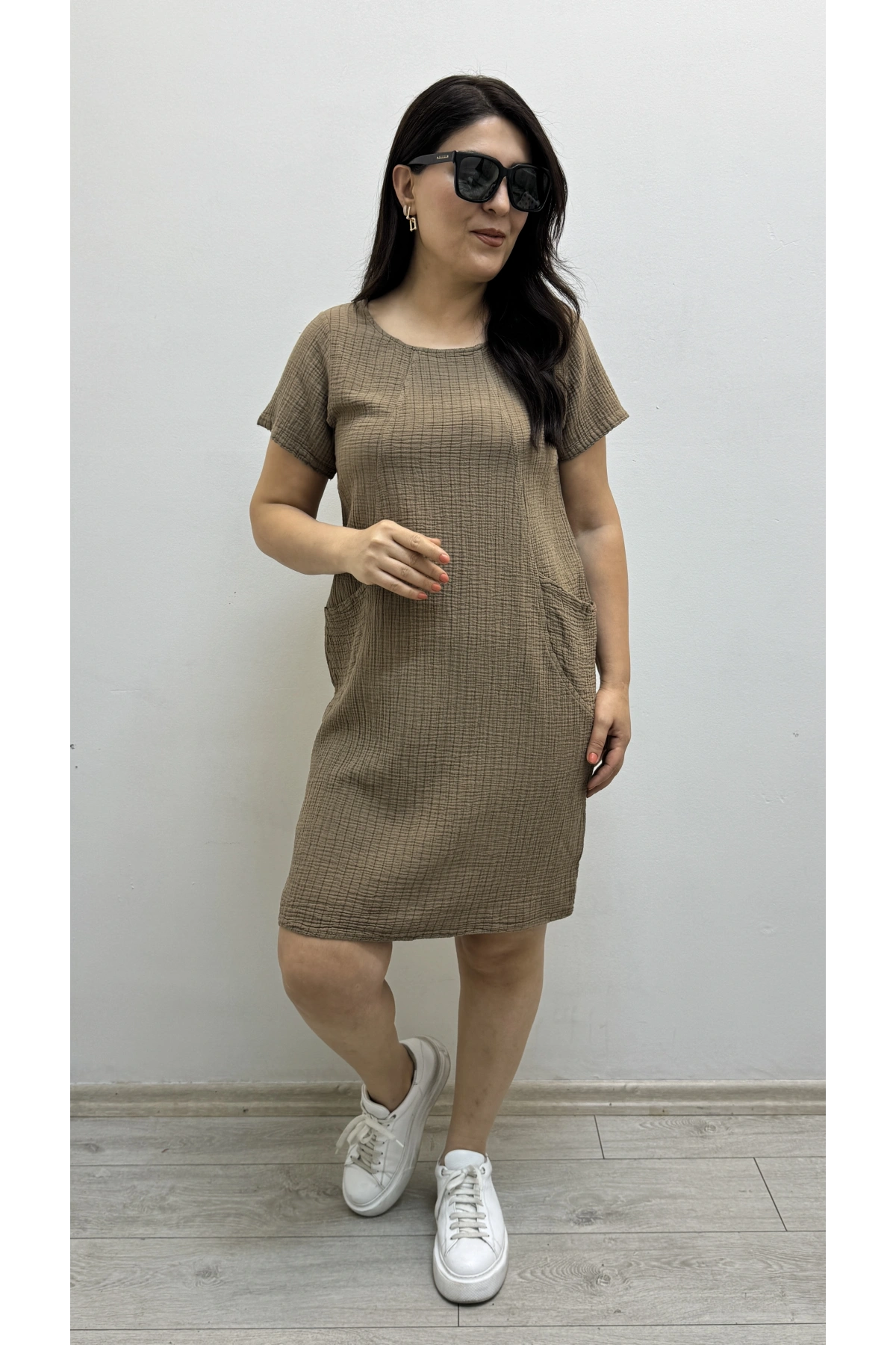 Çizgili İki Yandan Cepli Kısa Kol Kahverengi Pamuklu Elbise