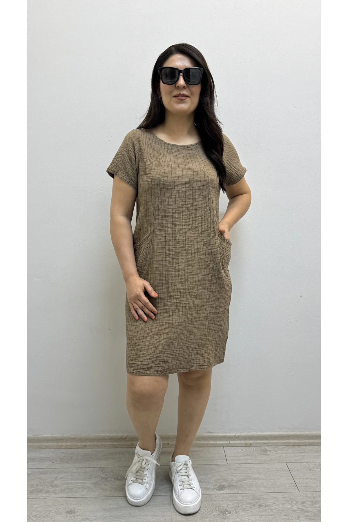 Çizgili İki Yandan Cepli Kısa Kol Kahverengi Pamuklu Elbise