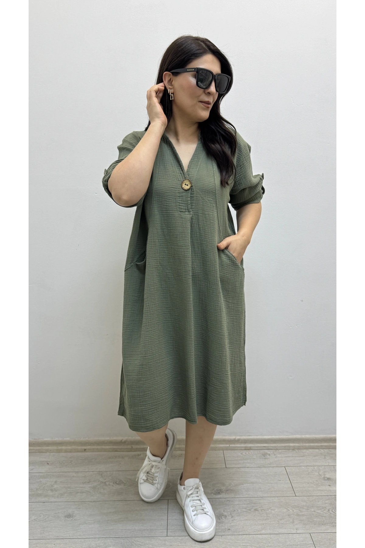 Dirsek Kol İki Yandan Cepli Haki Yeşil Müslin Elbise