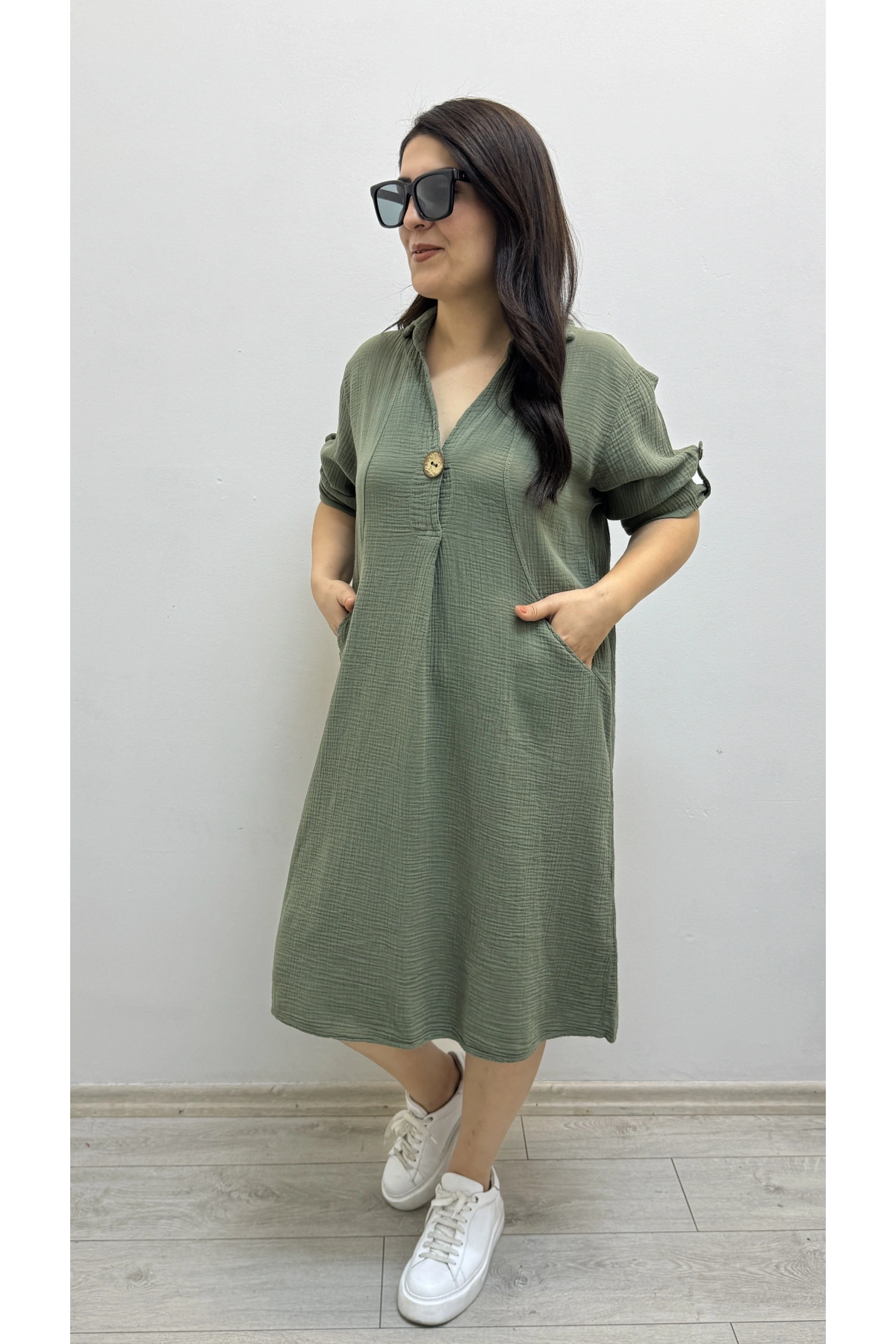 Dirsek Kol İki Yandan Cepli Haki Yeşil Müslin Elbise