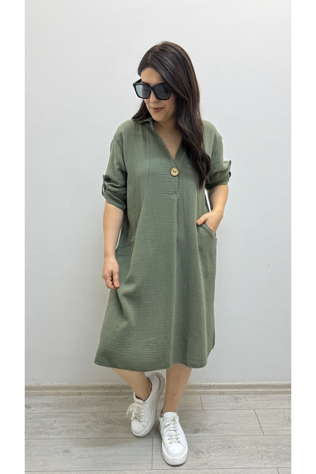 Dirsek Kol İki Yandan Cepli Haki Yeşil Müslin Elbise