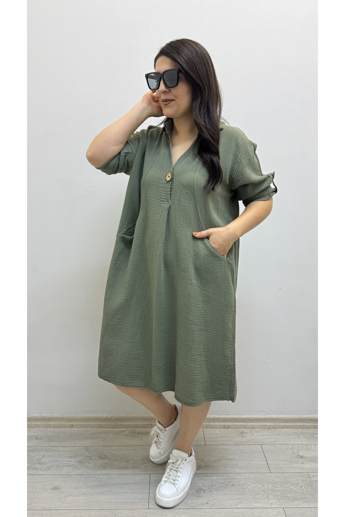 Dirsek Kol İki Yandan Cepli Haki Yeşil Müslin Elbise