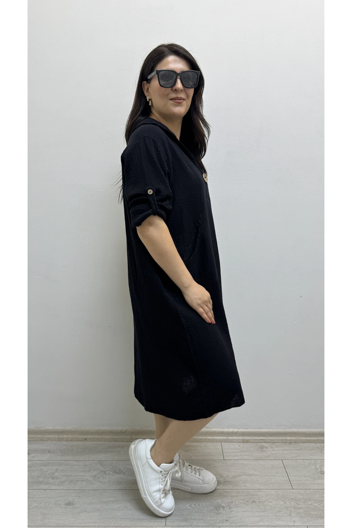 Dirsek Kol İki Yandan Cepli Siyah Renk Müslin Elbise