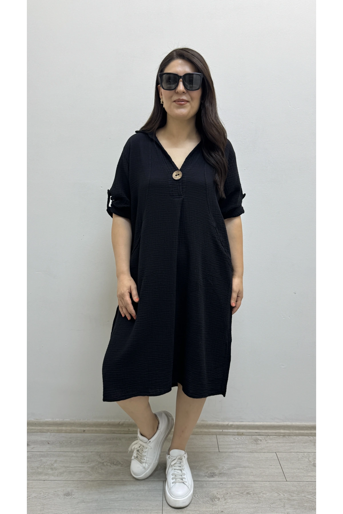 Dirsek Kol İki Yandan Cepli Siyah Renk Müslin Elbise