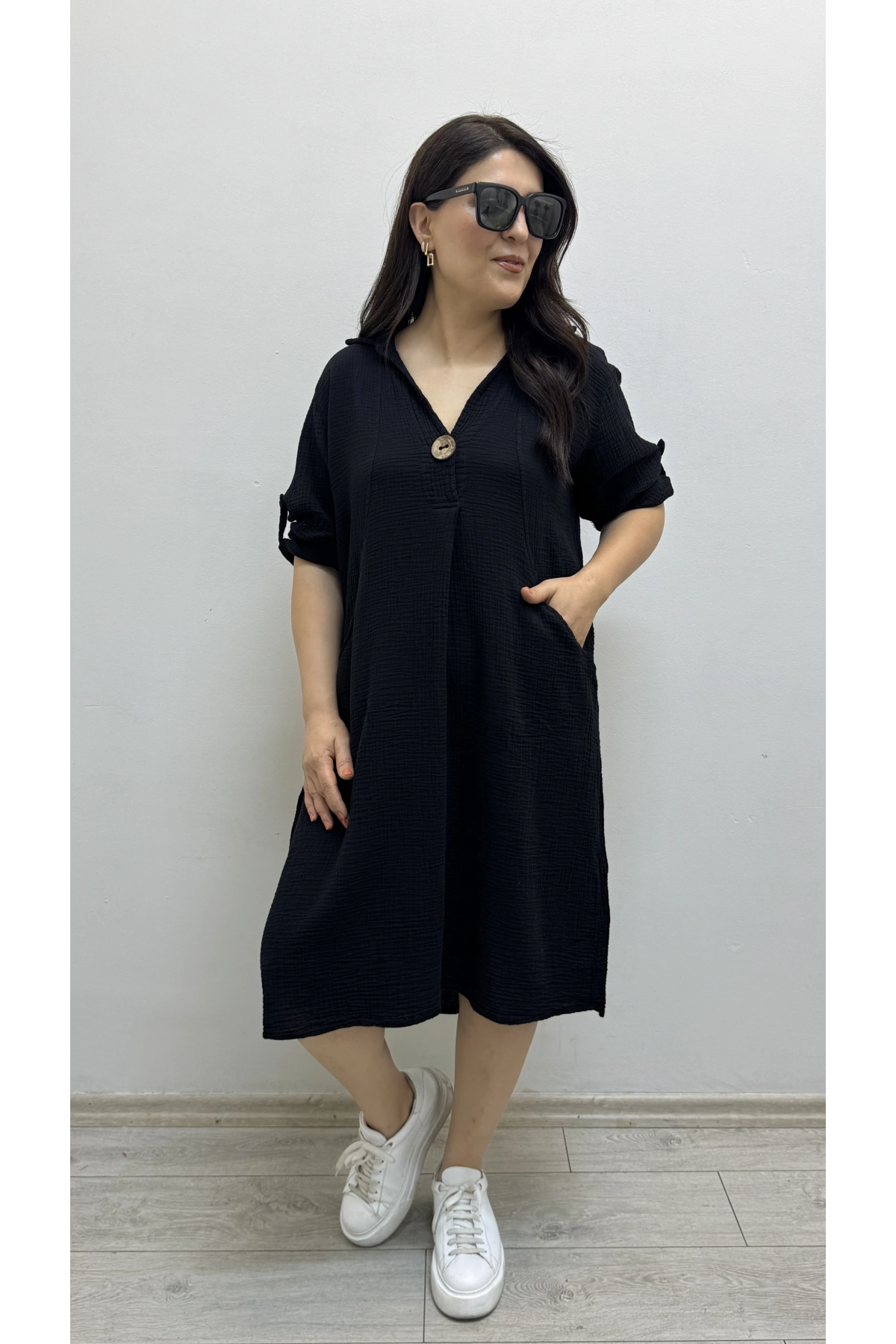 Dirsek Kol İki Yandan Cepli Siyah Renk Müslin Elbise
