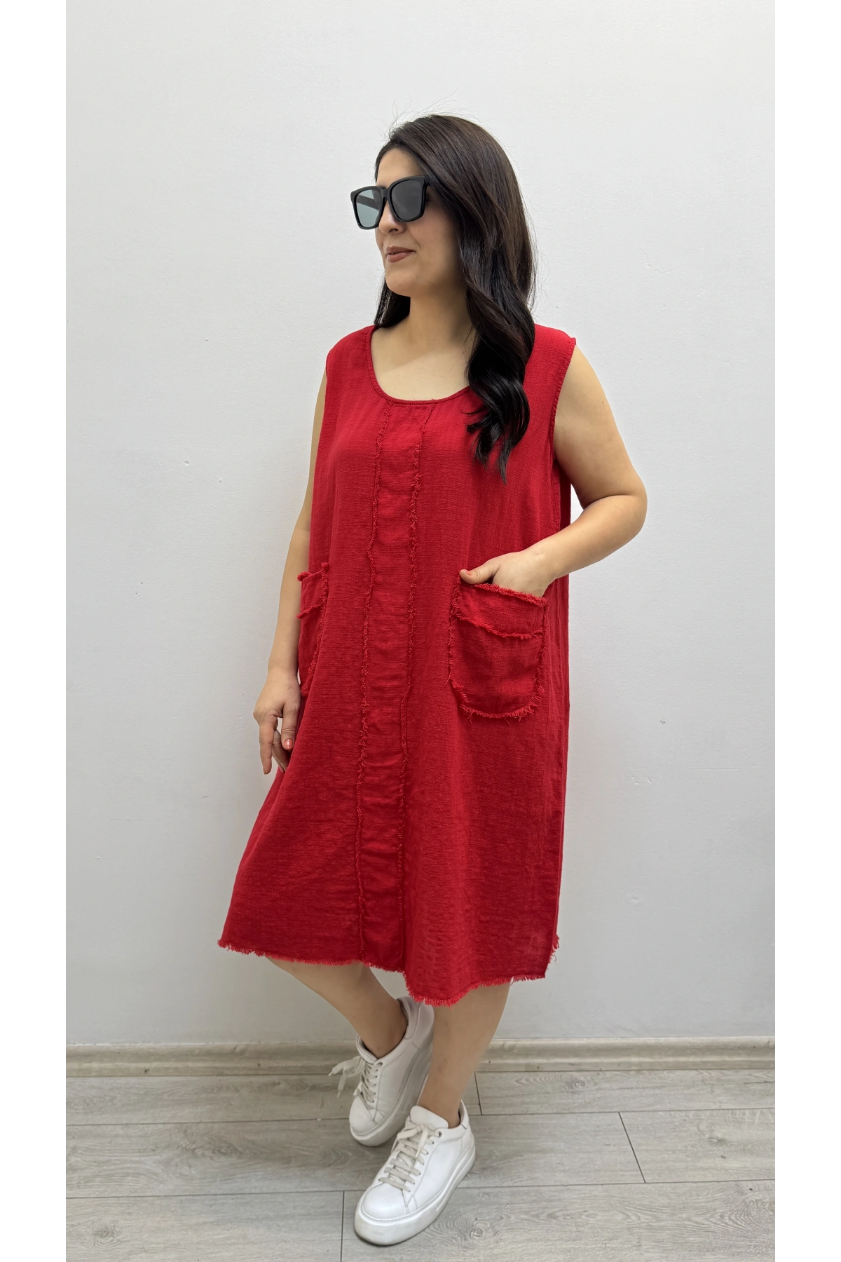 Kalın Askılı Püskül Dikişli Cepli Pamuklu Kırmızı Elbise