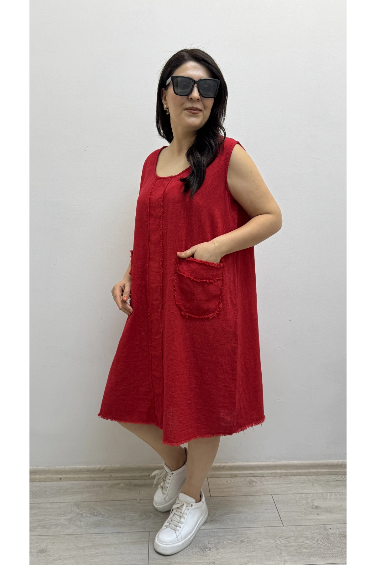 Kalın Askılı Püskül Dikişli Cepli Pamuklu Kırmızı Elbise