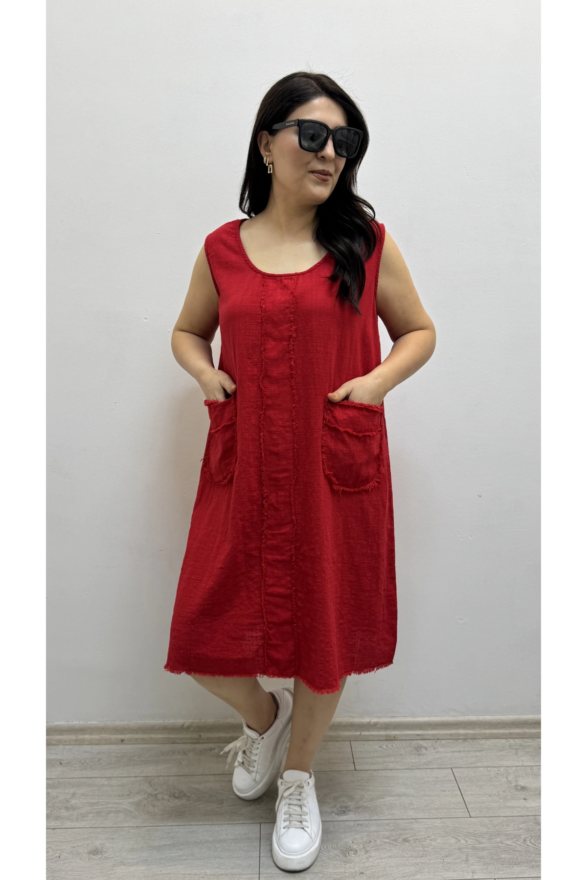 Kalın Askılı Püskül Dikişli Cepli Pamuklu Kırmızı Elbise